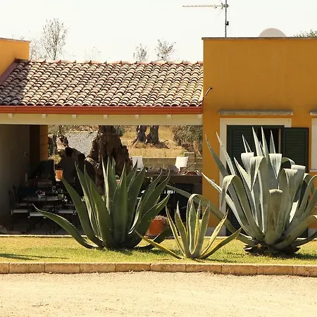 Li Fichi Bed & Breakfast
